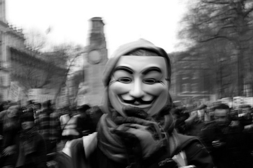 Anonymity, accountability and the public sphere